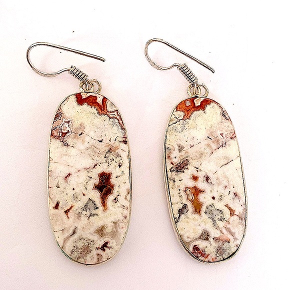 Pretty,  1 1/2 inch Mexicans Laguna Lace earrings. - Picture 2 of 4